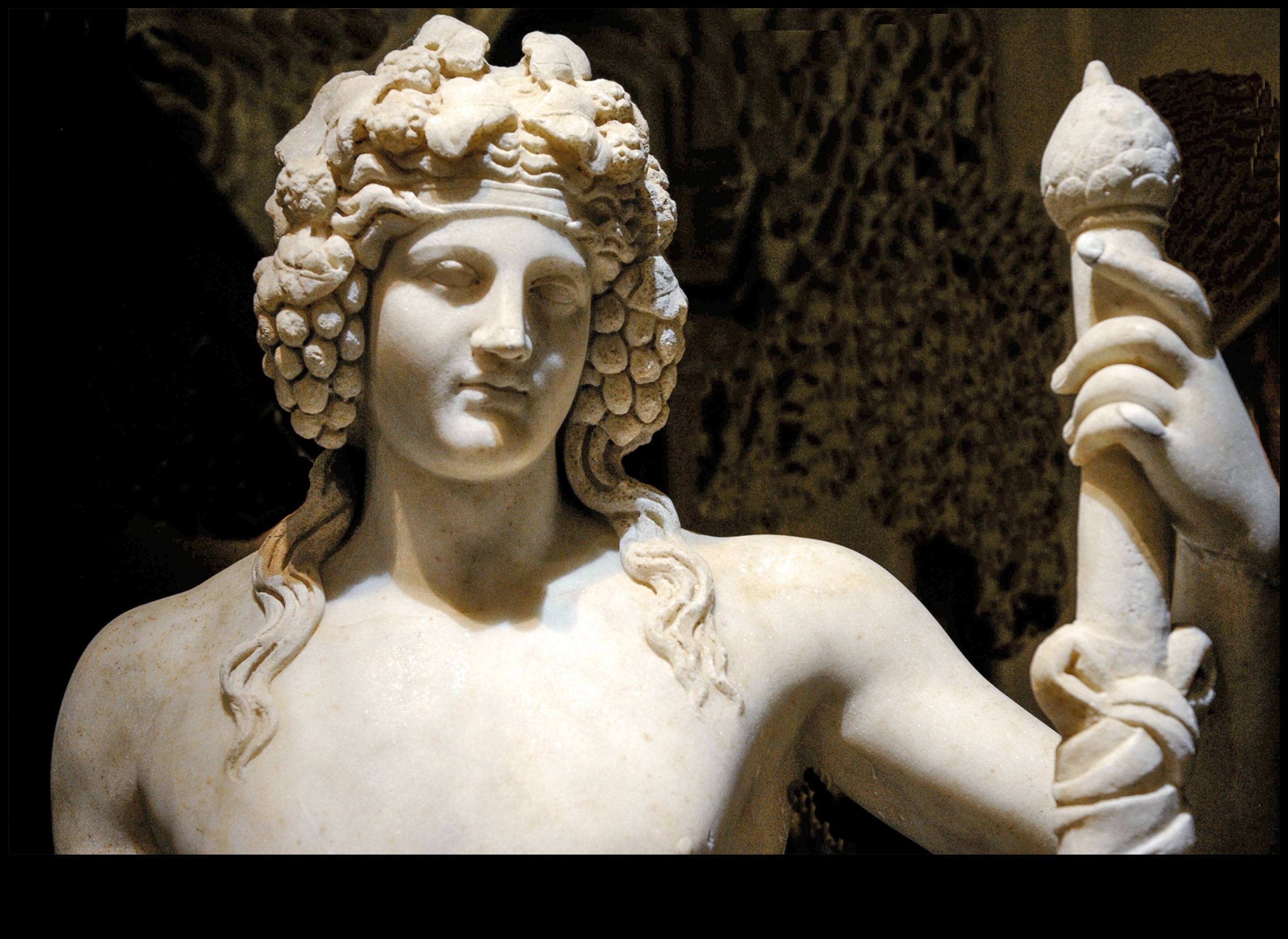 Delicii dionisiace: vin și desfătare în arta greacă