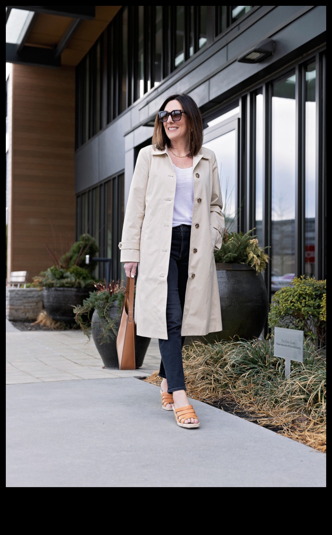 Streetwise Chic: Stăpânirea artei modei urbane