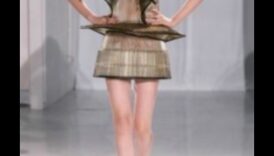 Inspirația celeste a modei Sideral Couture 3 Cosmic Couture: Teme celeste în designul vestimentar